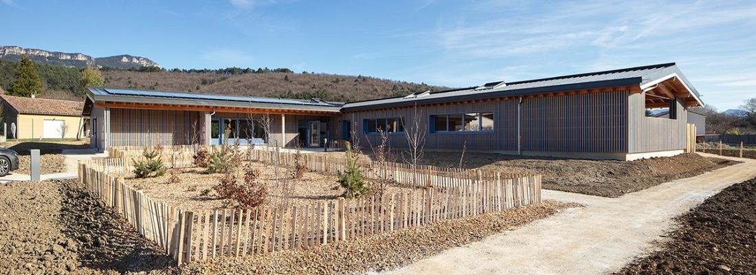 L'école bois terre paille de Solaure-en-Diois