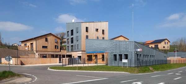 Gendarmerie et 10 logements associés