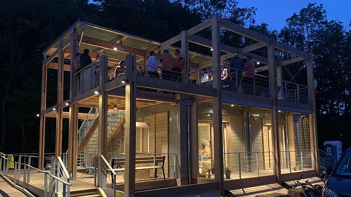 La Team AuRA décroche la 3<sup class="typo_exposants">e</sup> place du Solar Decathlon Europe 21/22 à Wuppertal