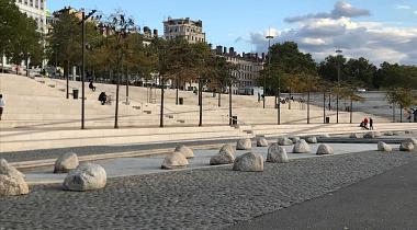 Berges du Rhône, rives de Saône : de la conception à l'usage
