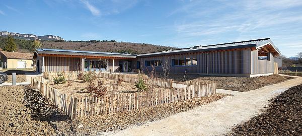 L'école bois terre paille de Solaure-en-Diois