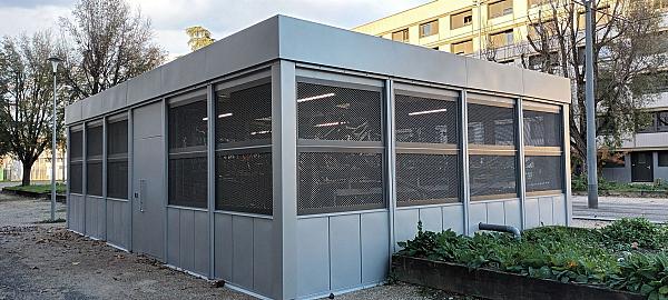 Abris vélo et boîtes aux lettres