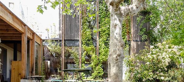 Maison en paille porteuse