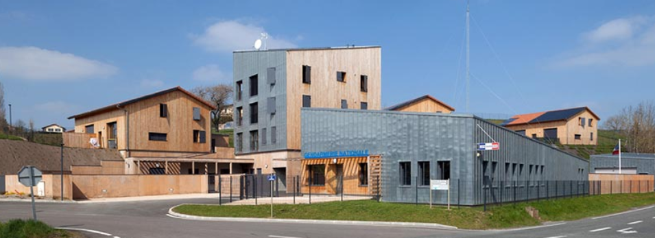 Gendarmerie et 10 logements associés